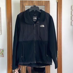 Black north face denali womens